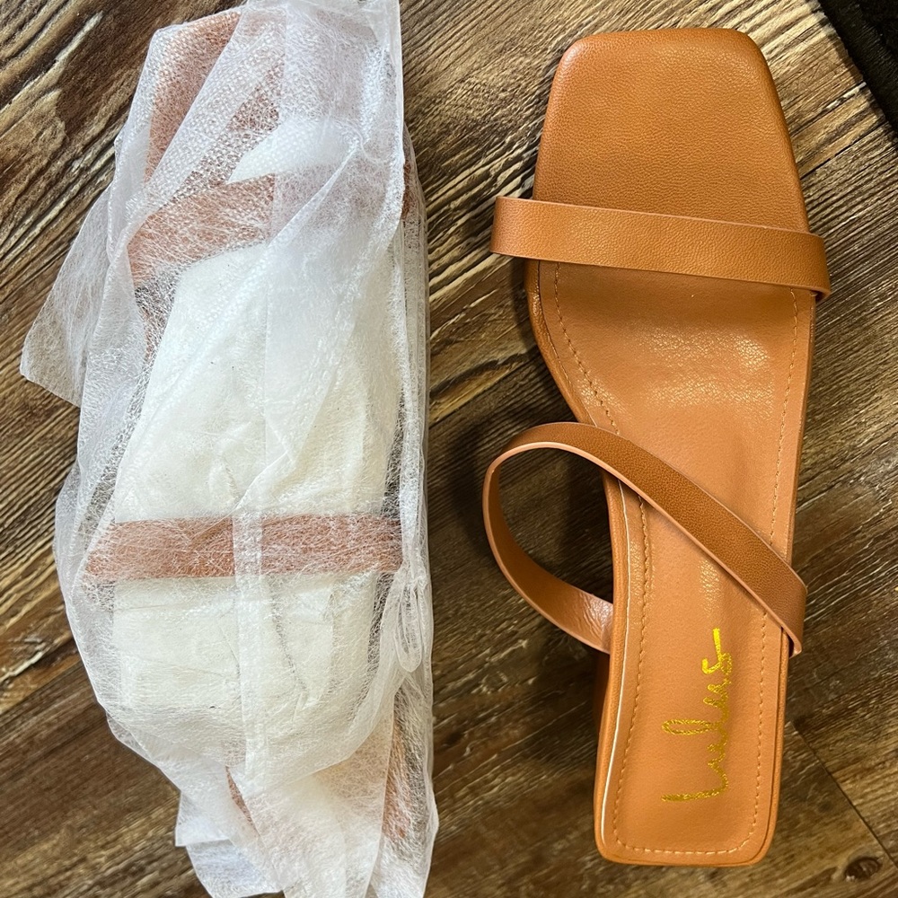 Lulus mocha sandals